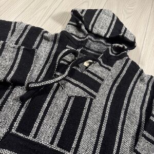 Del Mex Baja Hoodie Pullover Poncho Mens L Black White Soft Lining Beach Surfer